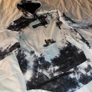 Hollister Mens Small tie dyed pullover hoodie NWT